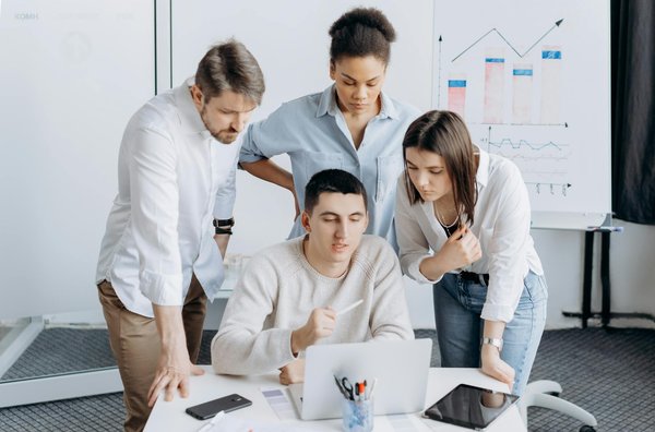 Potenziare la Tua Azienda con Competenze Strategiche